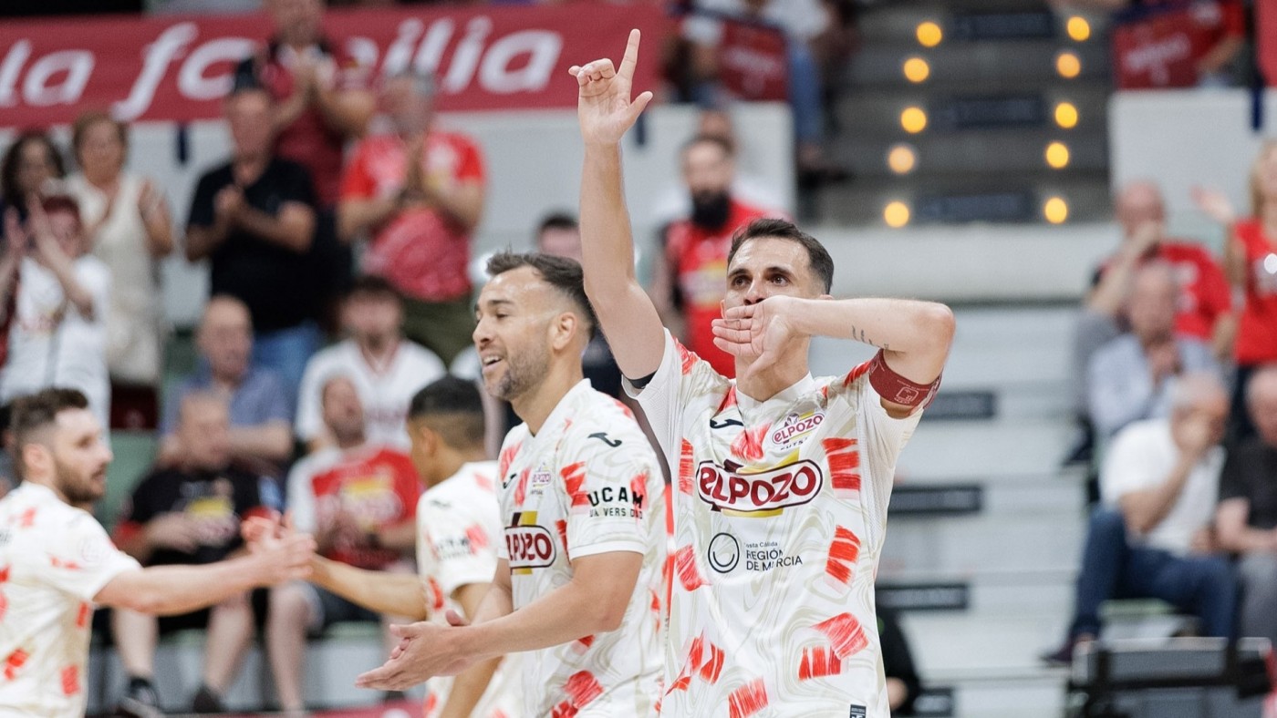 ElPozo golpea primero (5-2) y toma ventaja ante el Jaén 