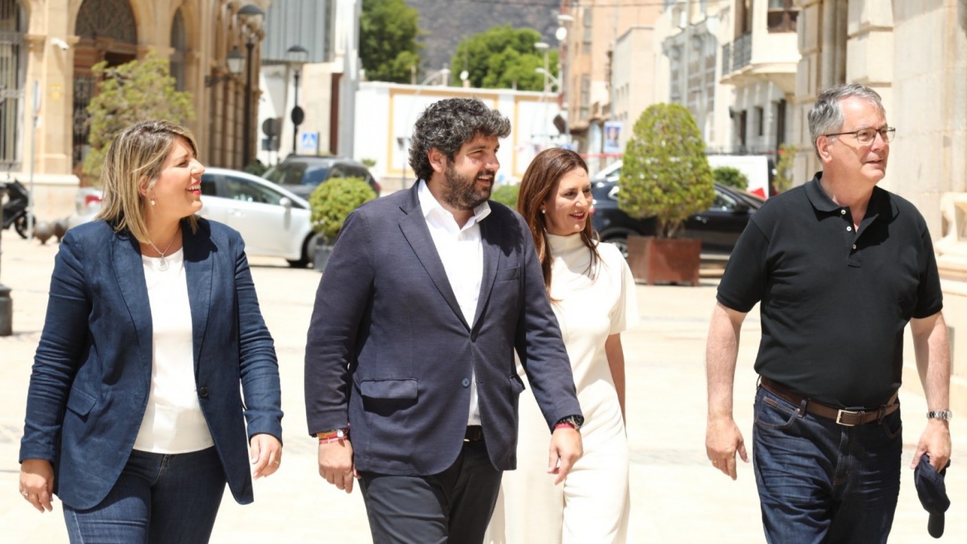 López Miras: "Sería interesante que Sánchez venga a decir que no va a recortar el Tajo-Segura"
