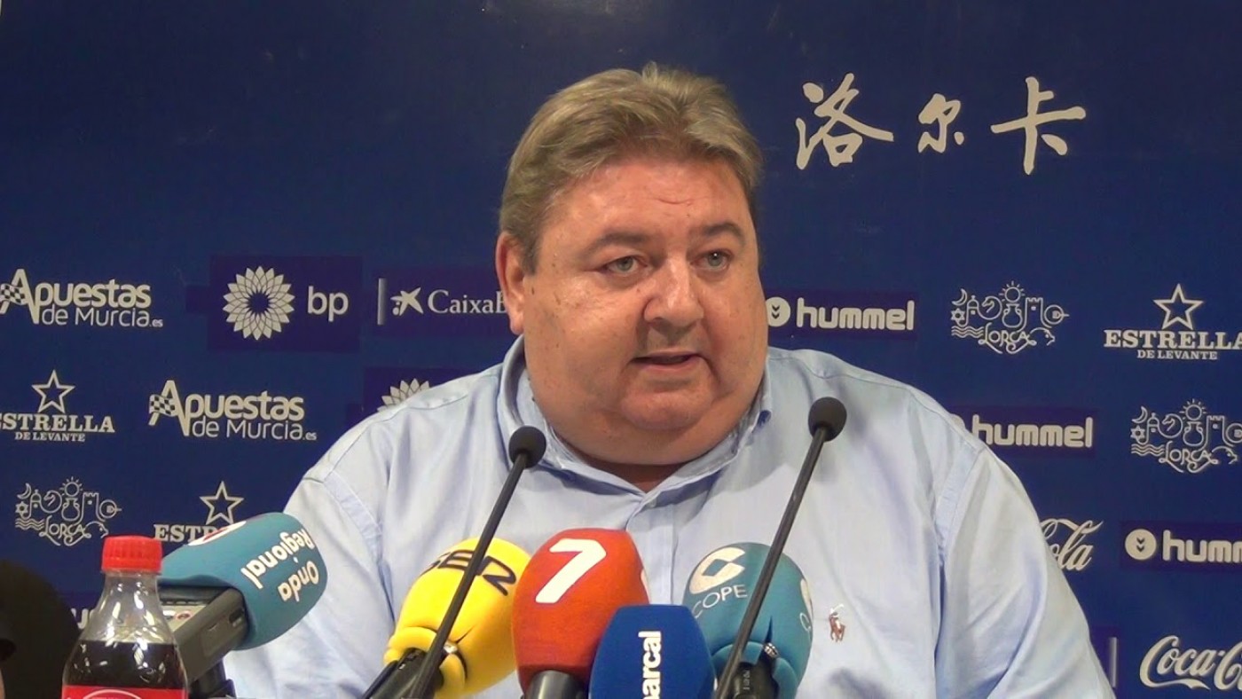 PACO ZARAGOZA: "¿Fichar? Tenemos que saber qué dinero tenemos para hacerlo"