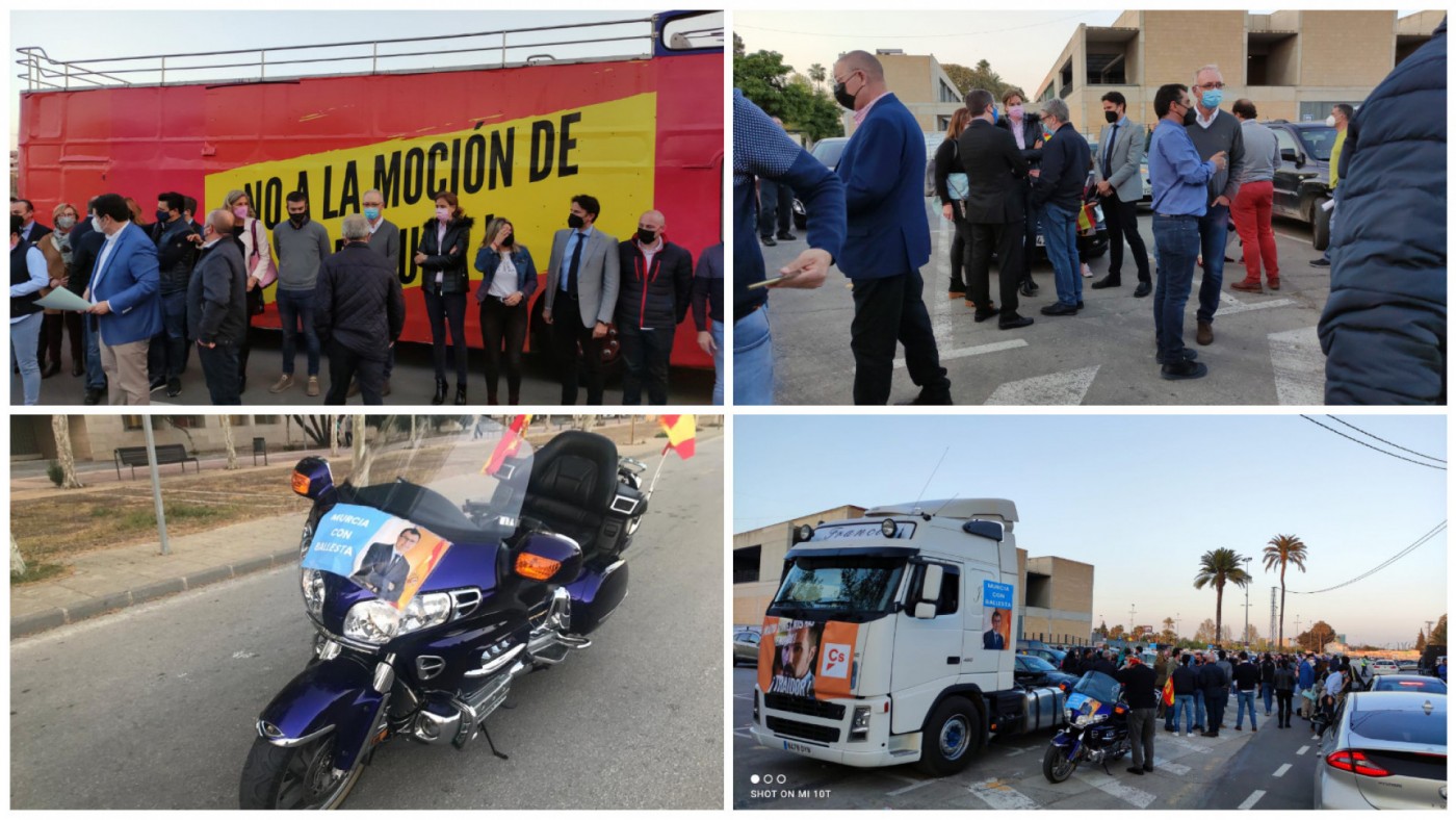 Imágenes de la caravana contra la moción de censura. ORM