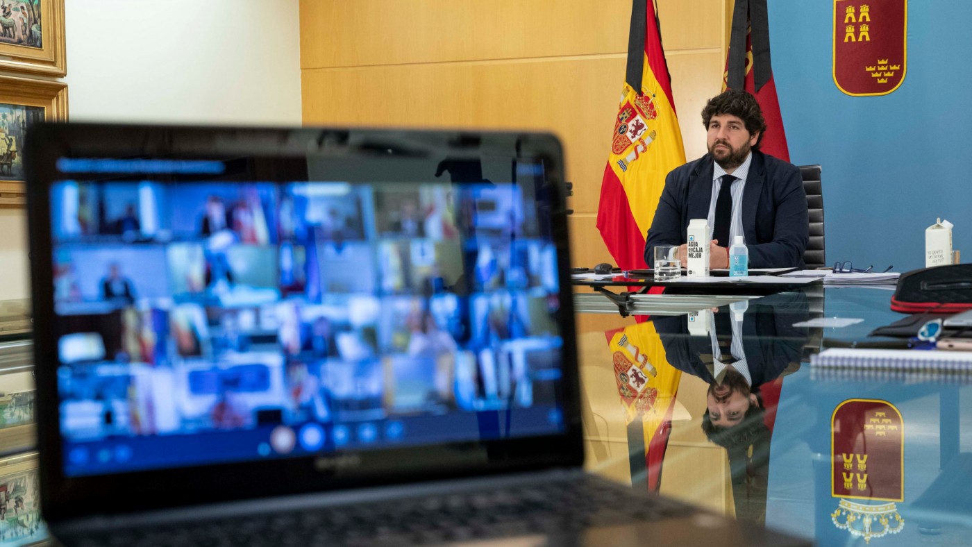 López Miras: 'Lo daremos todo para conseguir un gran acuerdo de reactivación económica y social en la Región'