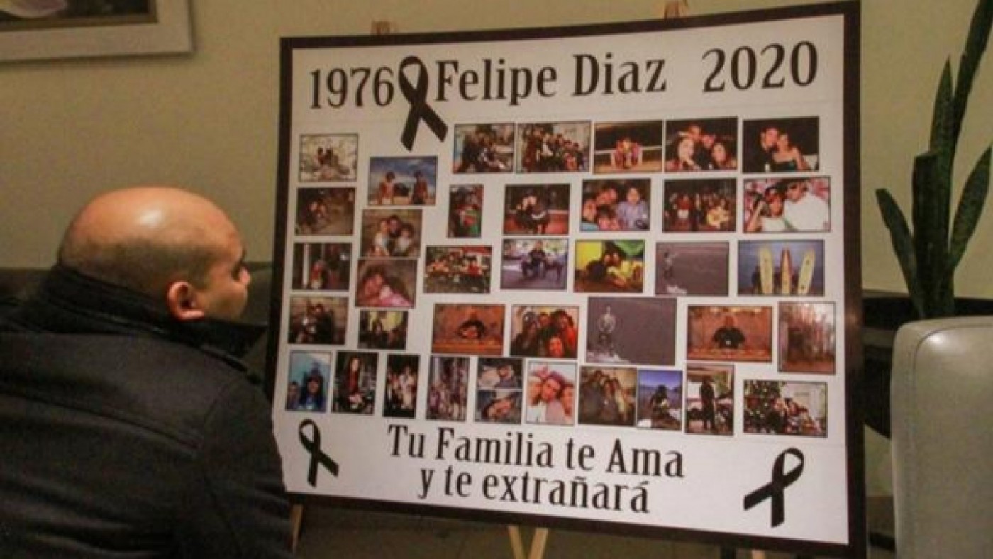 Cartel en el velatorio de Felipe Antonioo Díaz