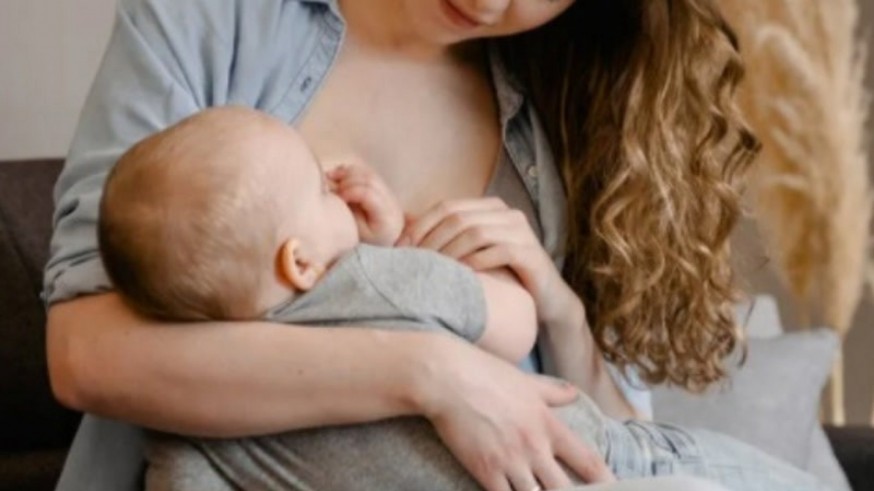 Los pediatras piden más apoyo a la lactancia
