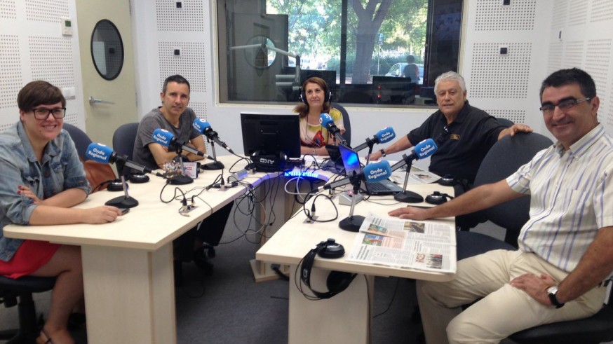Los tertulianos en nuestros estudios