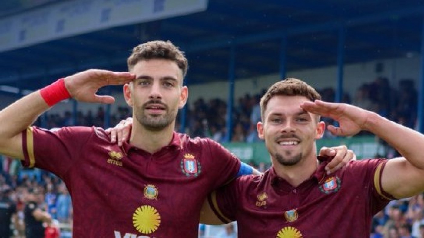 Naranjo da la primera victoria de la temporada al Lorca Deportiva (1-3)