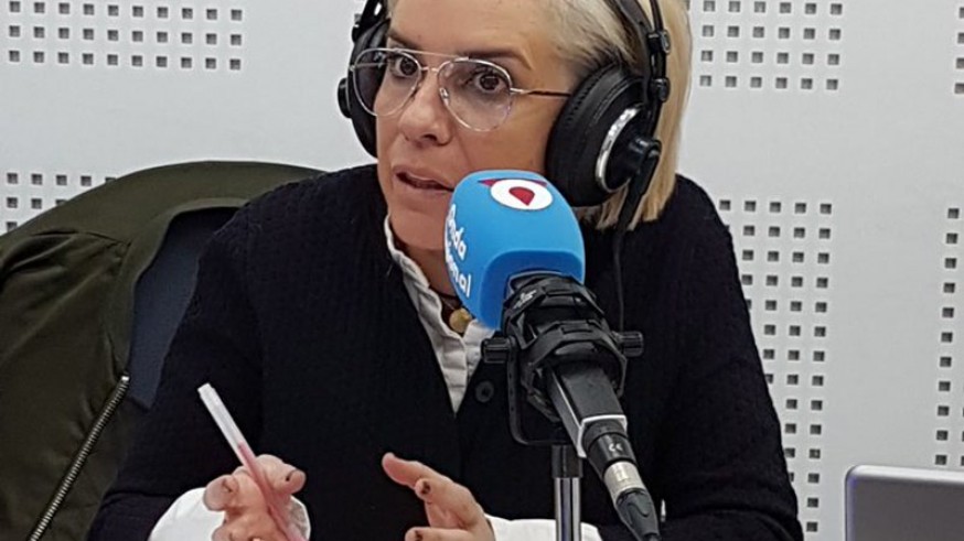 Adela Martínez-Cachá en Onda Regional