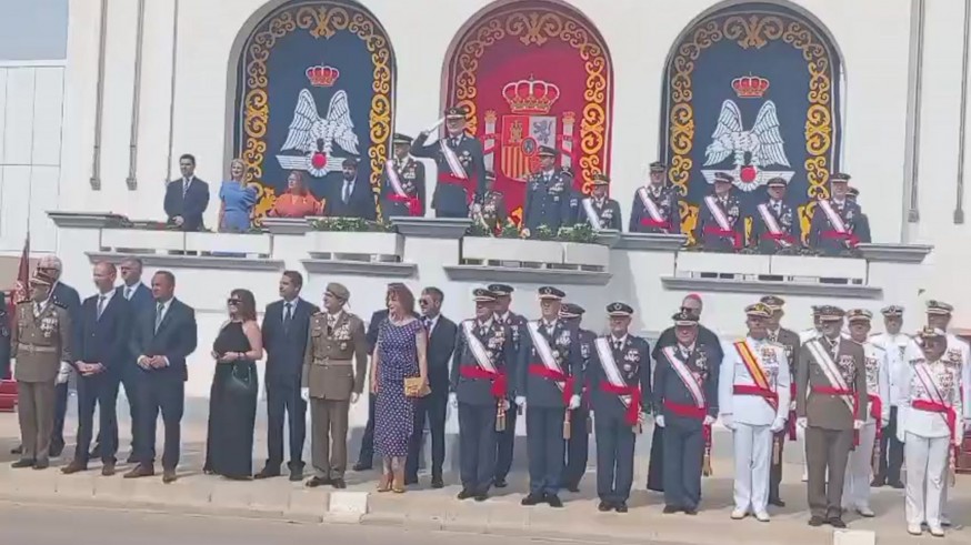 El Rey preside en San Javier la entrega de despachos del Ejército del Aire