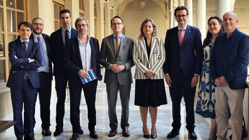 El fiscal europeo Ignacio de Lucas explica en Murcia el trabajo de los fiscales delegados de la Unión Europea