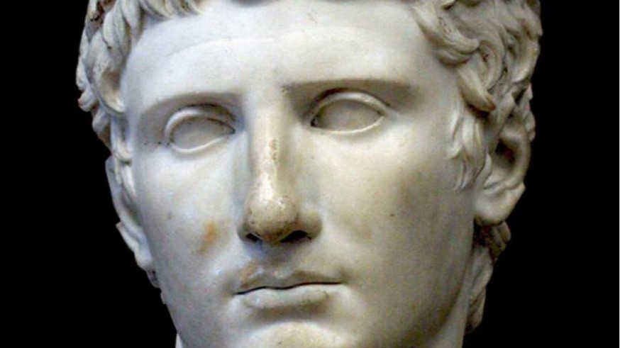VIVA LA RADIO. Murcia año 2772. Cayo Julio César Octaviano, el emperador que odiaba a las mujeres