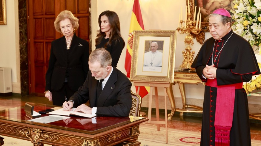 Los reyes encabezarán la delegación española en el funeral del papa Francisco