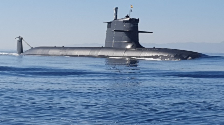 El submarino S-81 supera la última prueba de inmersión y remolque 