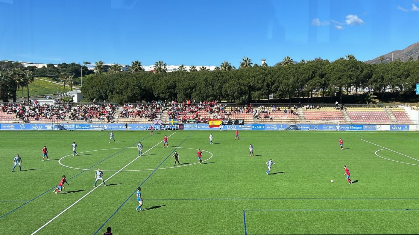 El Estepona le corta el vuelo al Águilas (3-1)