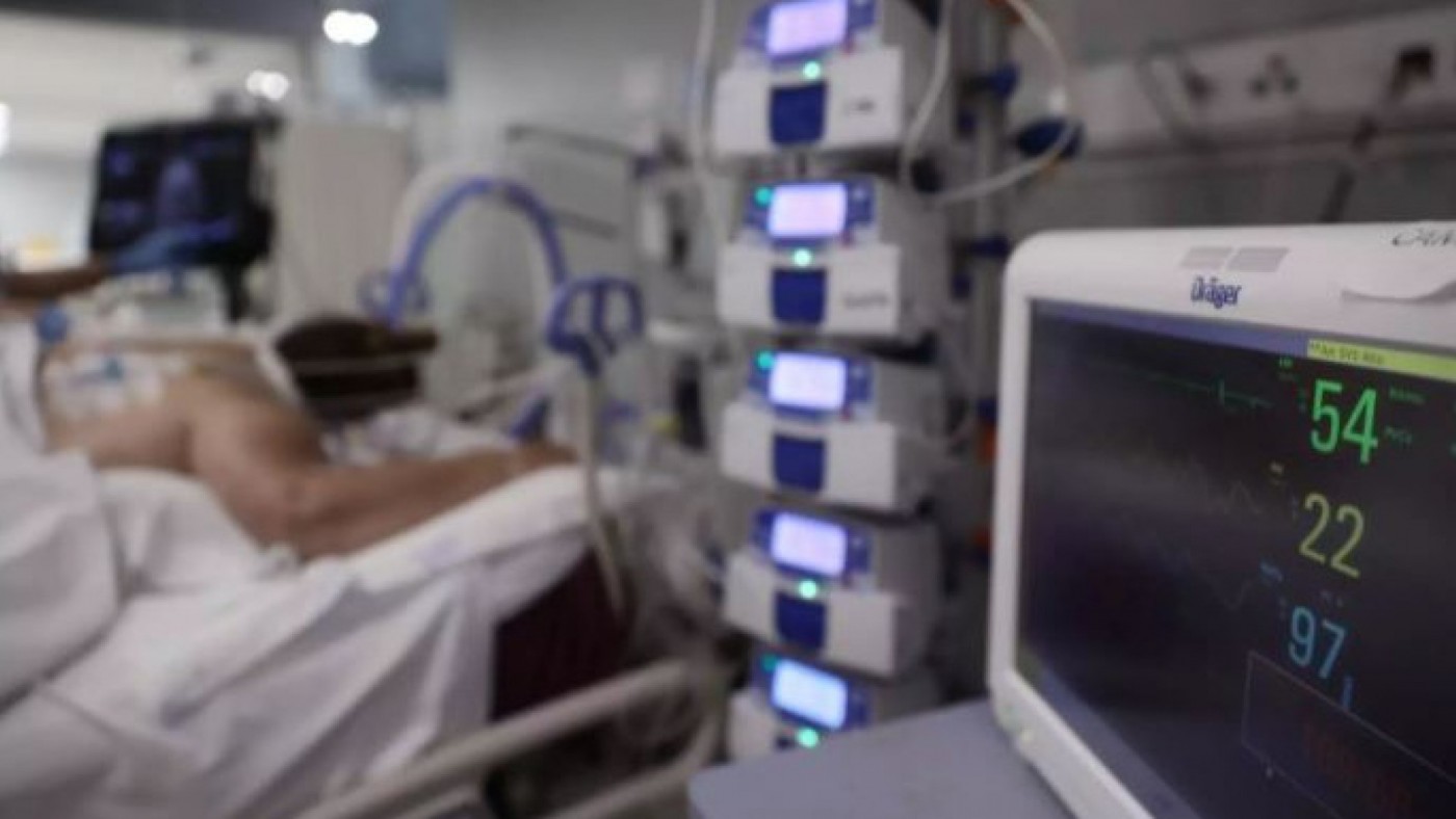 Catorce fallecidos por covid, entre ellos uno de 47 años, en una jornada con 1.300 nuevos contagios
