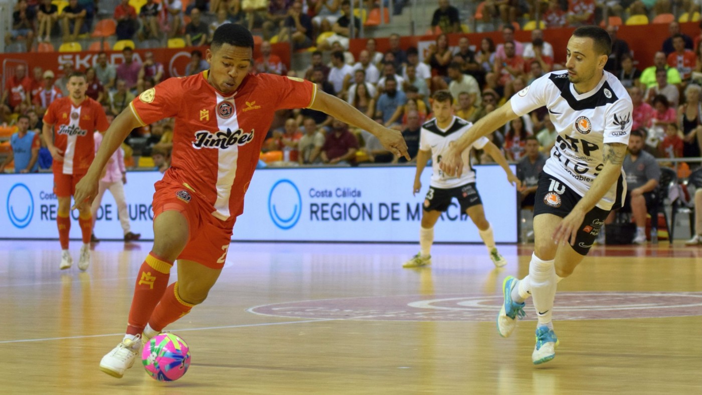 El Jimbee Cartagena se gusta ante Ribera Navarra (8-2)