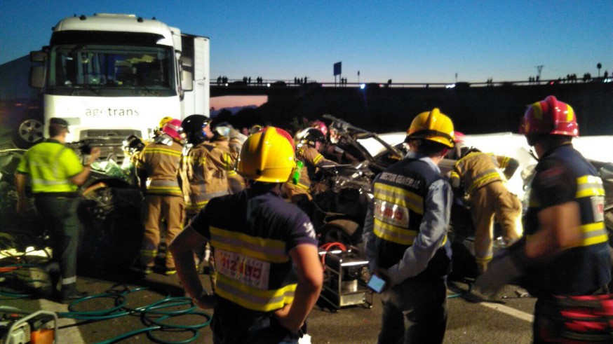 Servicios de emergencia intervienen en el accidente en la A7