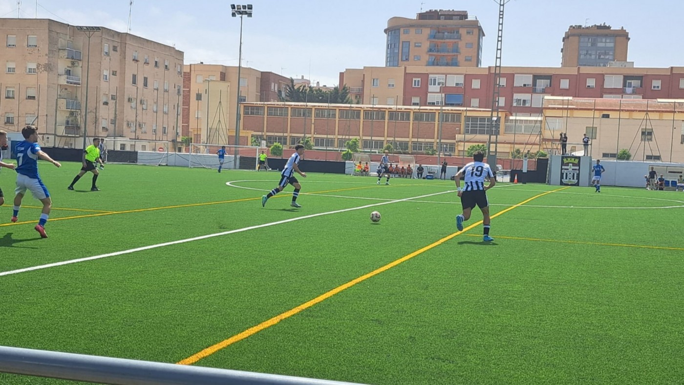 El Molinense certifica el tercer puesto ante el Cartagena B (0-2)
