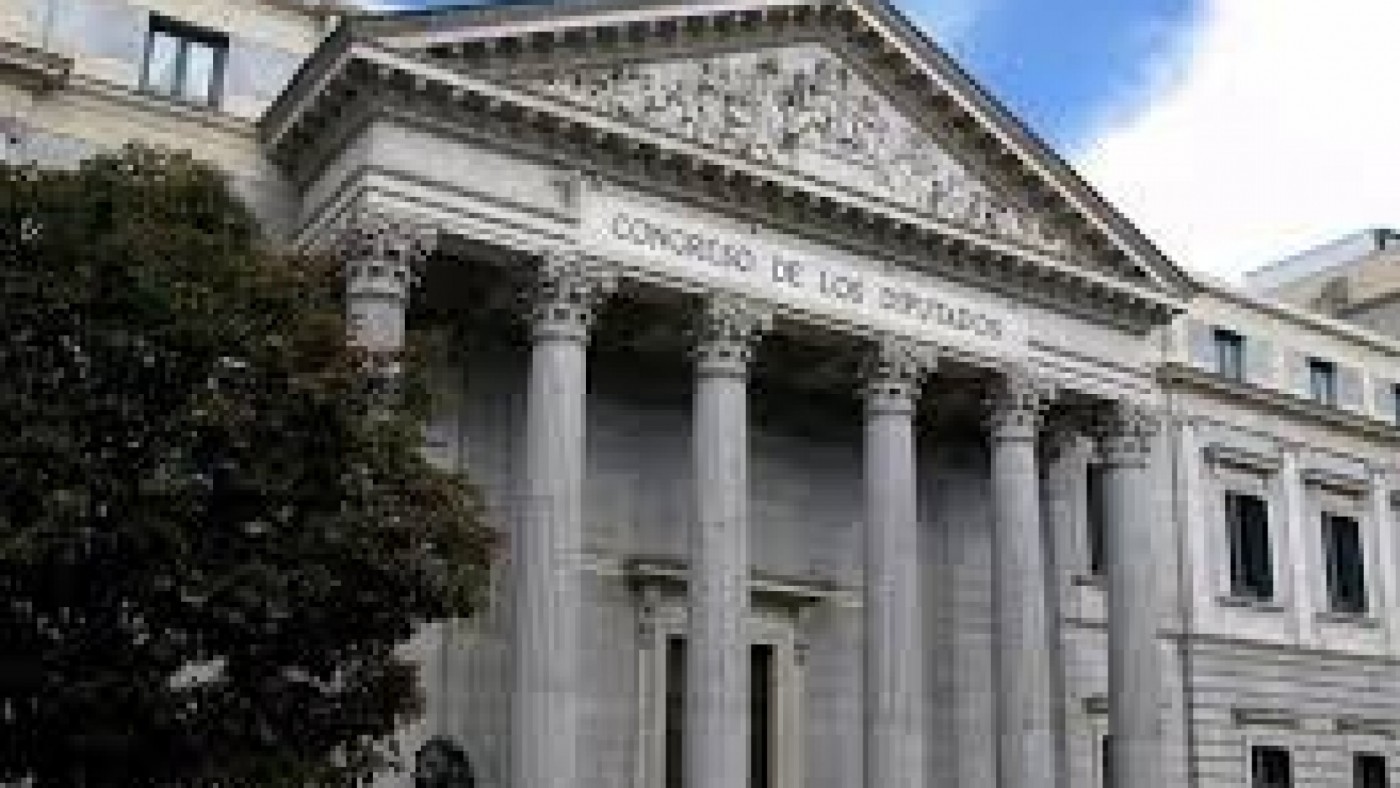 Los interinos convocan una concentración el miércoles frente al Congreso