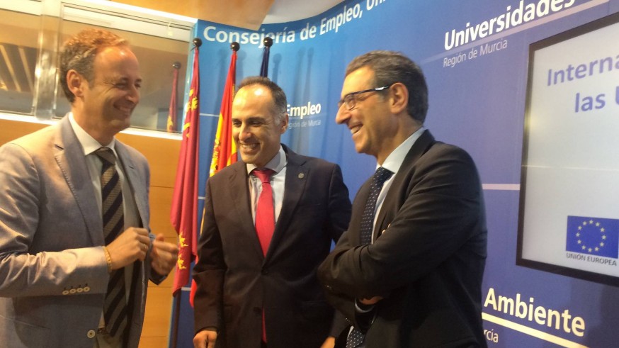 Javier Celdrán junto a José Luján y Alejandro Díaz. CARM