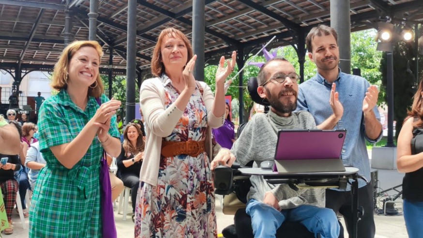 Echenique resalta la valentía de los candidatos de Podemos en Murcia