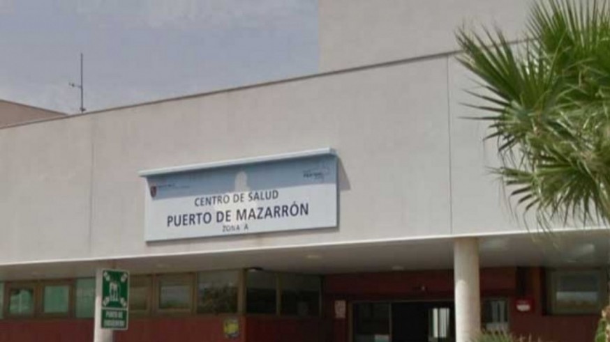 Puerto de Mazarrón se concentra para protestar por el cierre de urgencias 