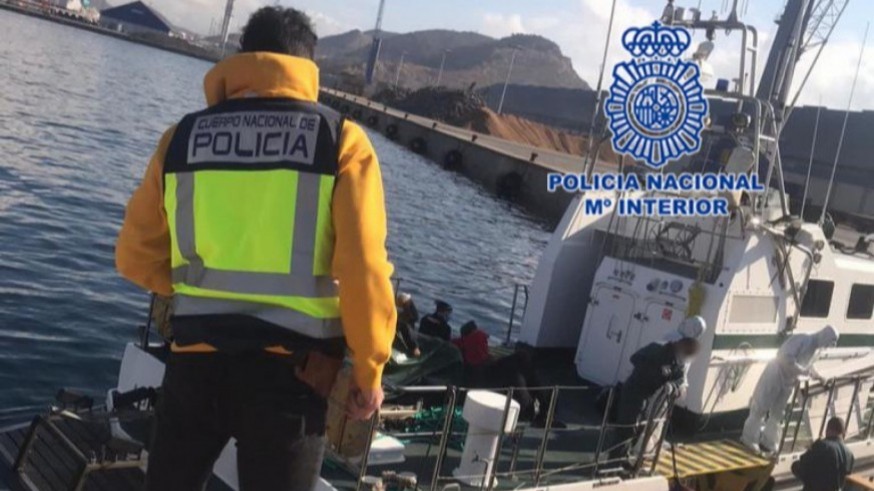 Las mafias argelinas intentan "camuflar" a sus pateristas entre los pasajeros de las embarcaciones