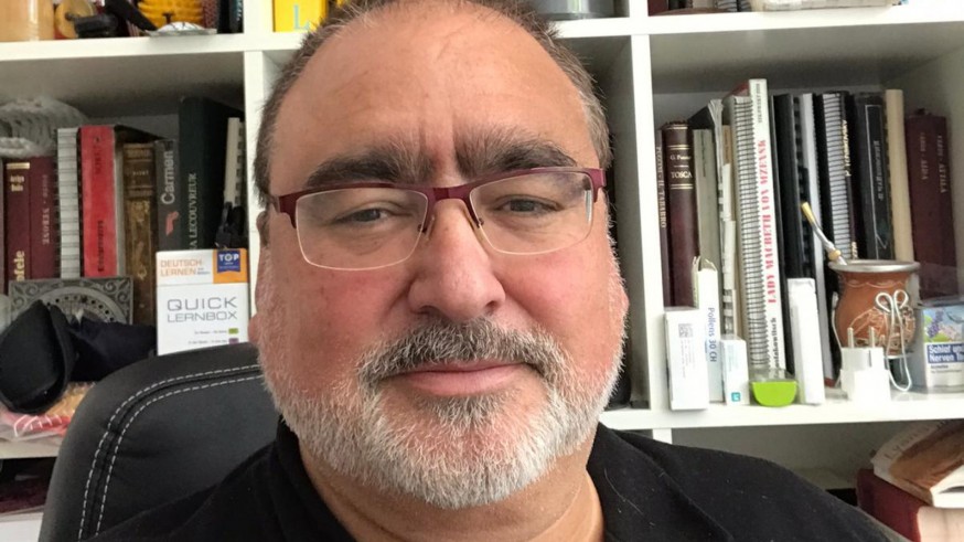 Carlos Moreno en su casa de Alemania