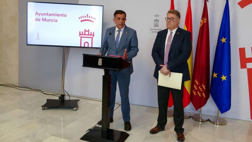 Murcia reducirá a la mitad el tiempo para resolver licencias de obras y actividades