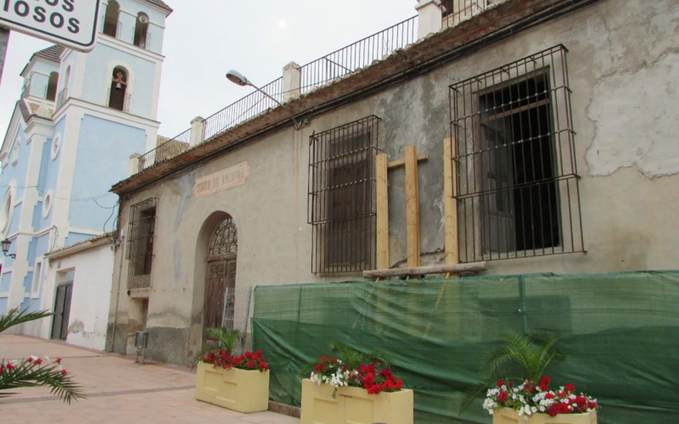 Huermur denuncia ante Cultura el estado de la casa torre Torre Alcayna de Churra