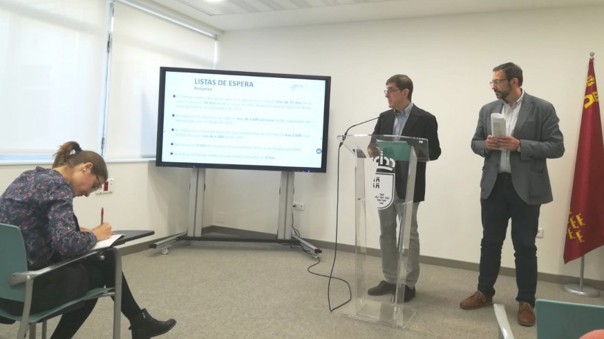 Manuel Villegas y Asensio López han facilitado las cifras sobre listas de espera.