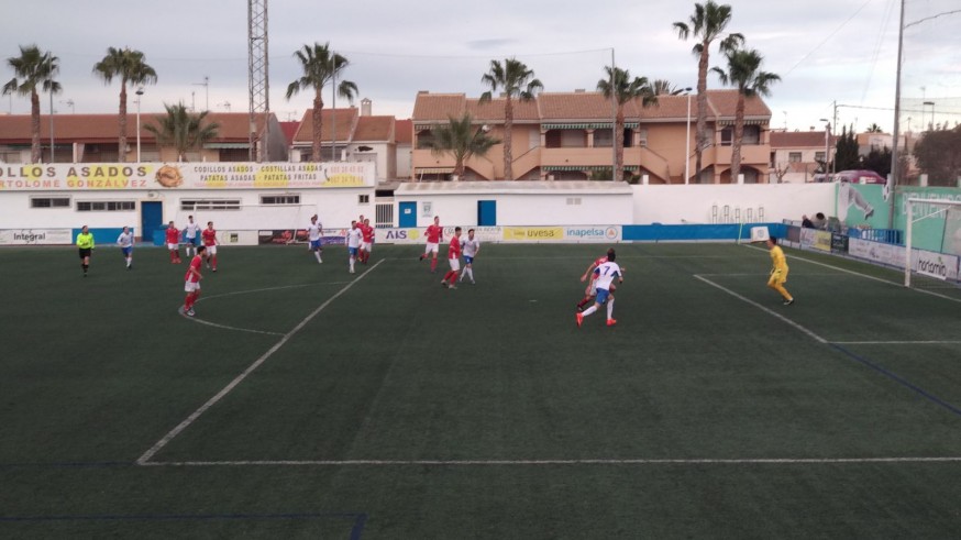 El Pinatar vence 2-0 al R.Murcia Imperial