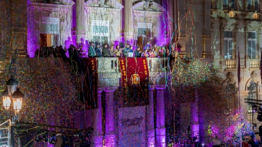 Cartagena ya vive el Carnaval con mucha música y color