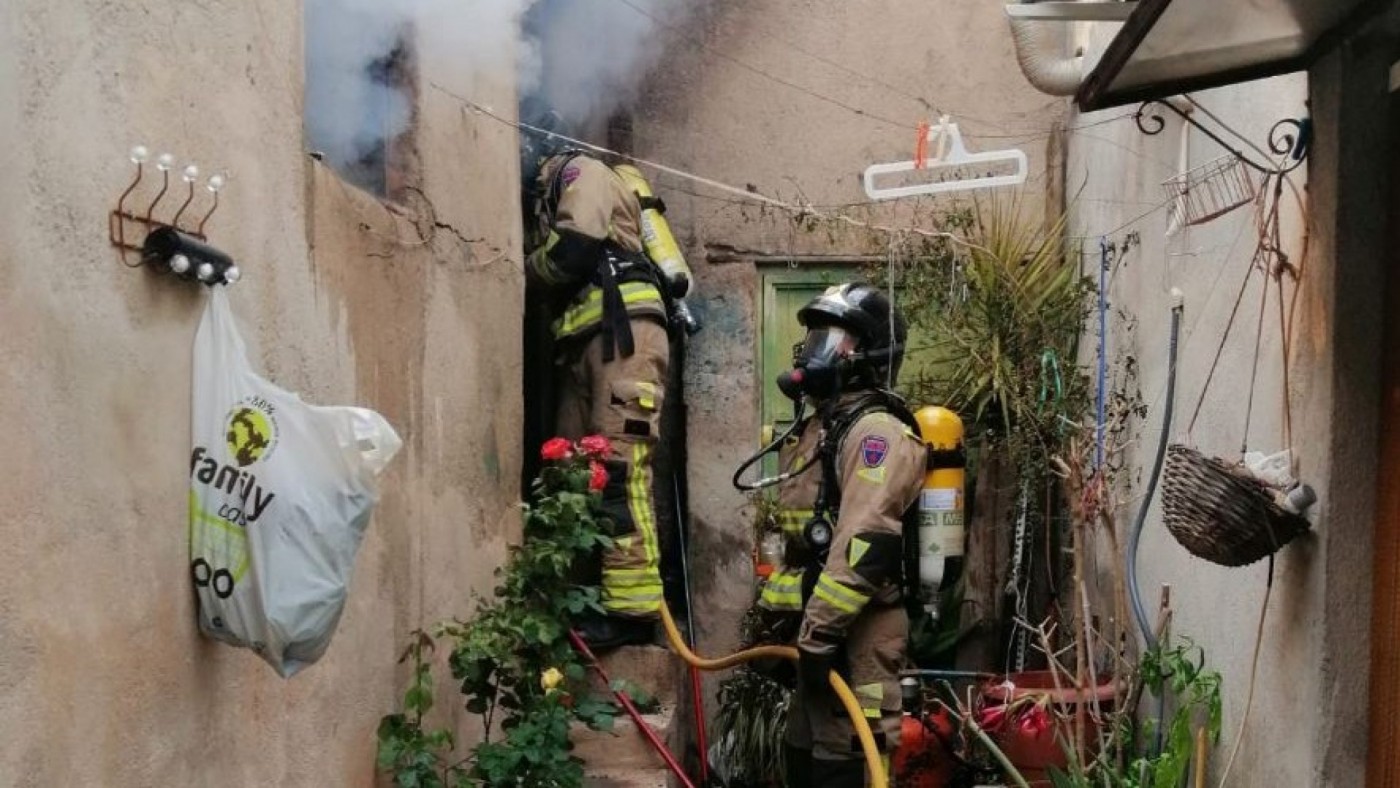 Herido un hombre en La Palma por inhalar lejía y salfumán