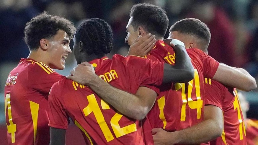 Fila estropea la fiesta de la Sub-21 en Lorca