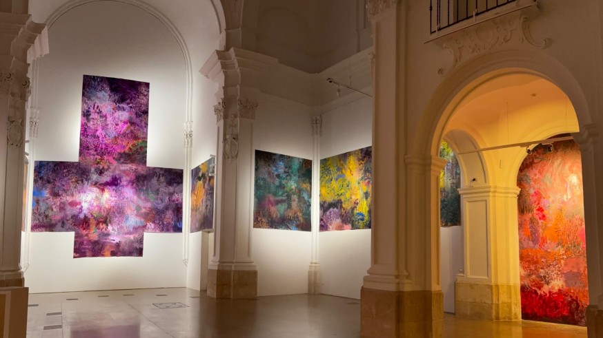 Gonzalo Sicre regresa a Verónicas con “Códex”, una inmersión entre pintura, misterio y espiritualidad