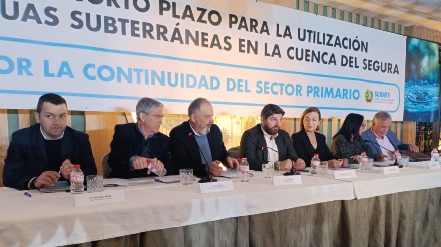 Los regantes advierten que la nueva planificación recortará hasta un 50% los recursos subterráneos