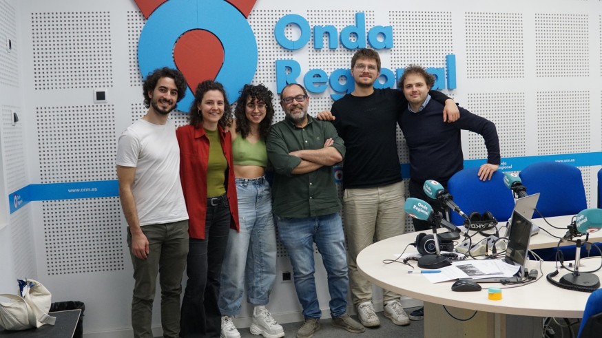 Una poeta, seis músicos... y nos liamos a tiros