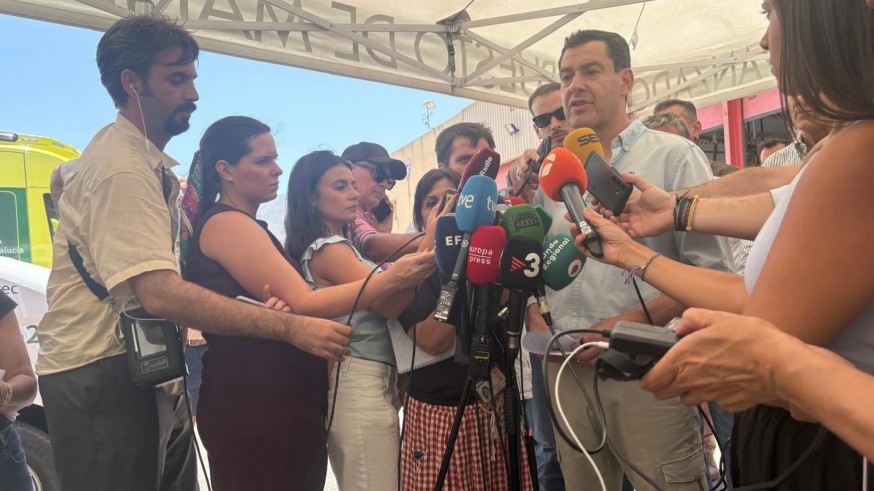 Felipe VI, Pedro Sánchez y las comunidades autónomas muestran su apoyo a Almería por el incendio de Los Gallardos