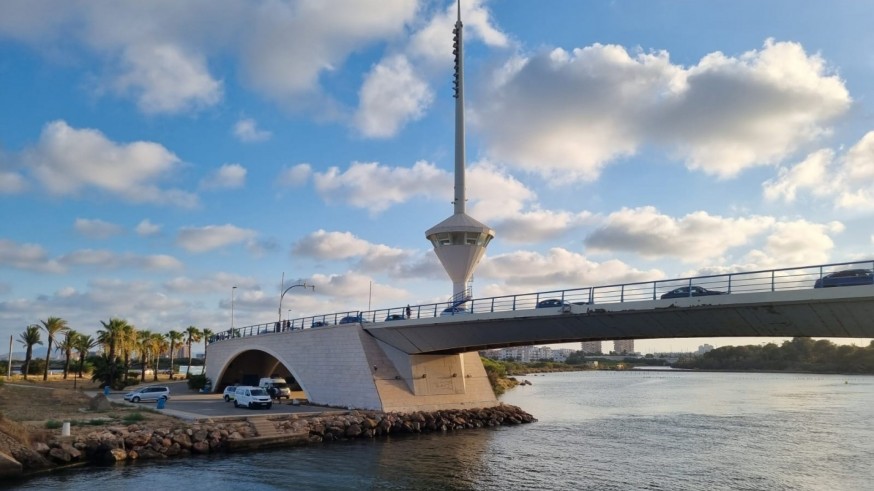 El Puente del Estacio recupera desde este mediodía las aperturas habituales