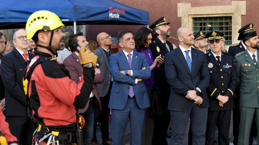 Anuncian la convocatoria de 41 nuevas plazas de bomberos y 20 de conductores en Murcia