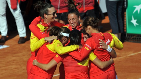 Carla Suárez sella el billete de España para la Fase Final de la Copa Federación