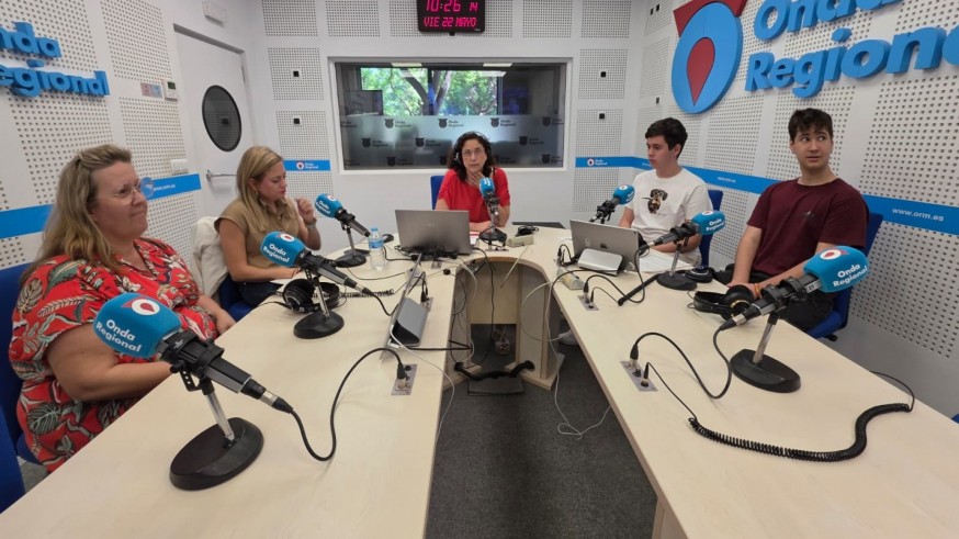 Las Píldoras financieras del ICREF. El equipo del IES Cañada de las Eras se alza con el primer premio del concurso "Educa en Finanzas"