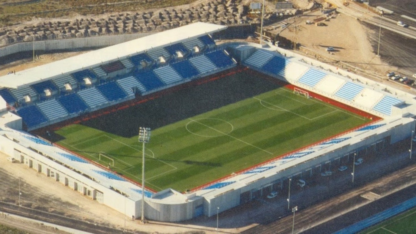 Estadio Artes Carrasco. Foto : Historia del fútbol en Lorca Blogger.