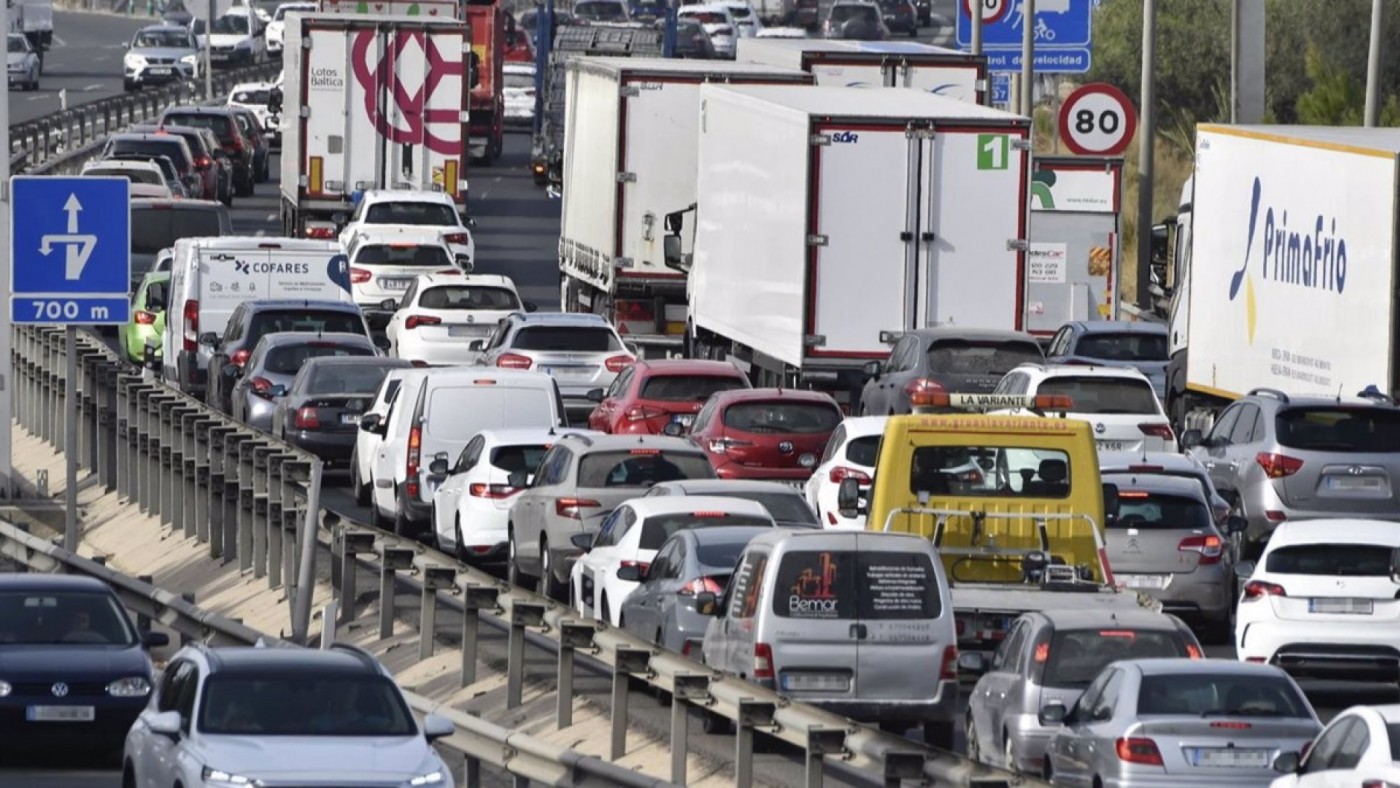 Más de 370.000 desplazamientos registrarán las carreteras de la Región para el inicio del puente de la Constitución