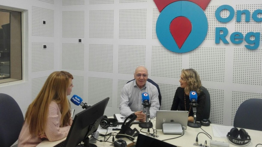 Juan José TAmayo y Pilar Garrido con Lucía Hernández en Afectos Especiales