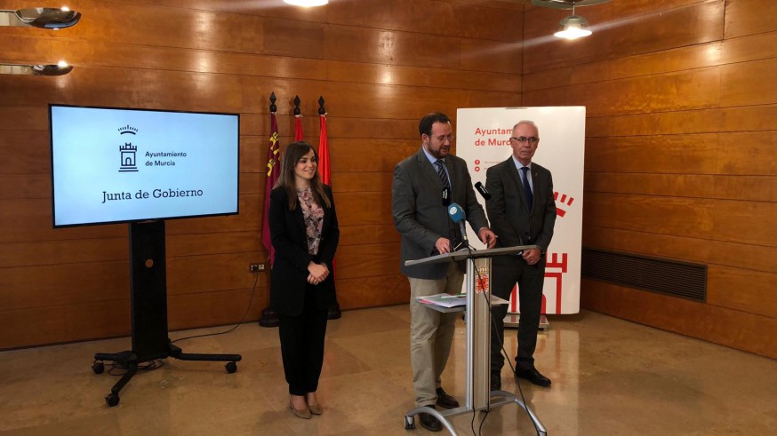 José Guillén en rueda de prensa