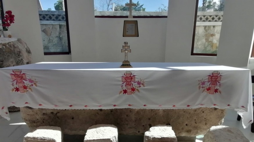 Dos réplicas de la Cruz de Caravaca viajan a Quintana Roo, en el Caribe mexicano