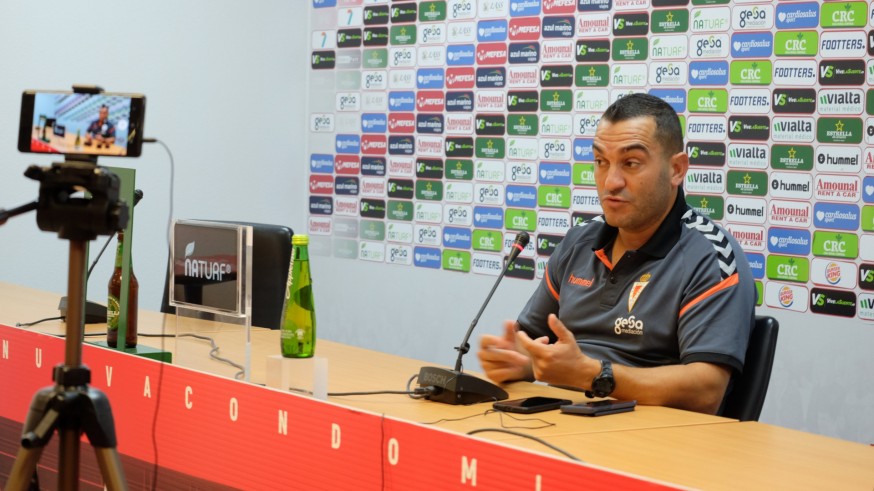 Adrián Hernández, en rueda de prensa