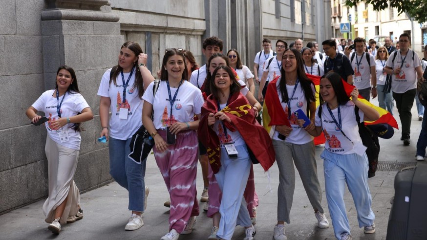 El Rompeolas sigue de cerca los pasos del Pontífice y recoge el testimonio de la delegación murciana presente en la capital