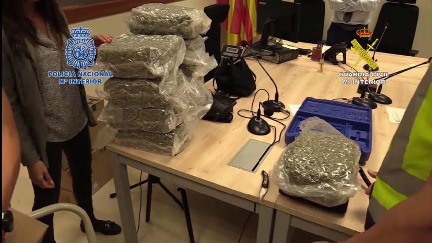 VIDEO | Detienen a 26 integrantes de una red que enviaba marihuana oculta en cajas y por mensajería a Alemania