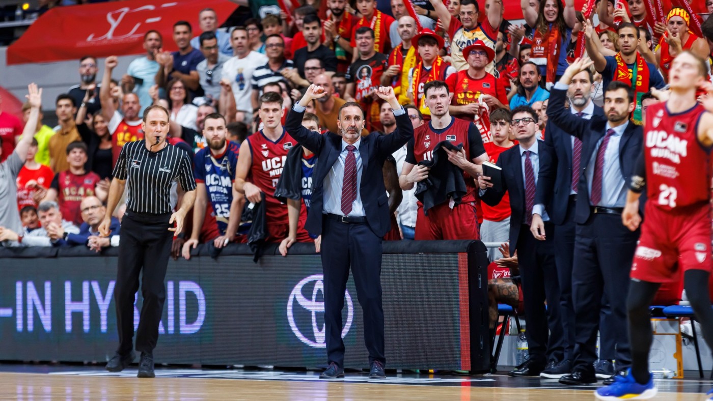 Sito: "Se cierra en el UCAM el ciclo de un equipo leyenda"